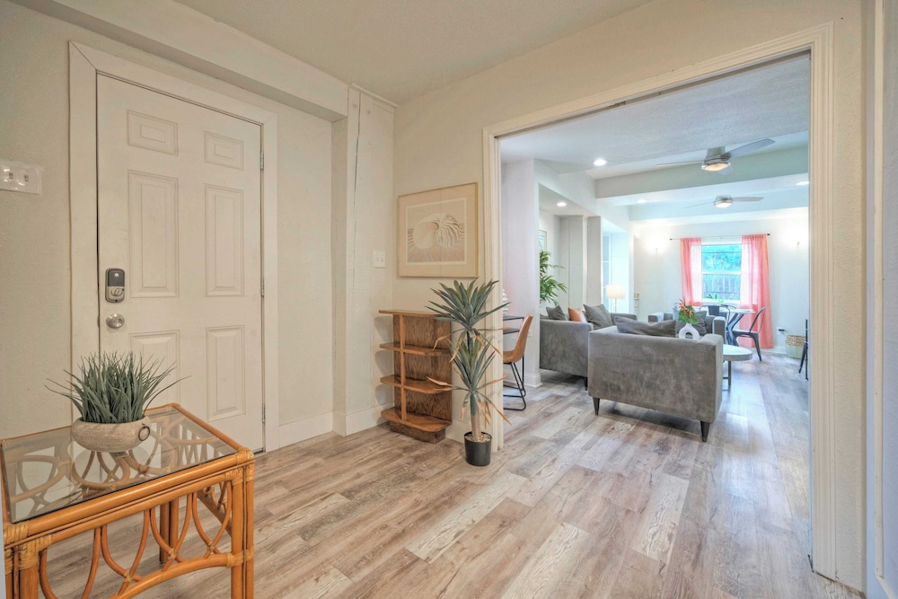 2-unit Home in Golf Cart Zone w/ Patio + Balcony Salty Sunshine: Multi-family Retreat