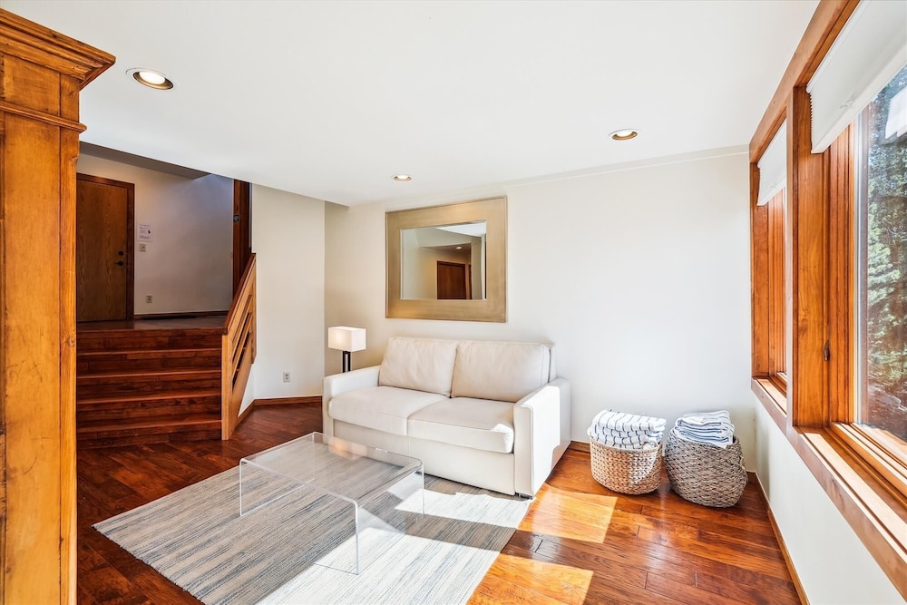 Summit Solitude Estate 3 Bedroom Home