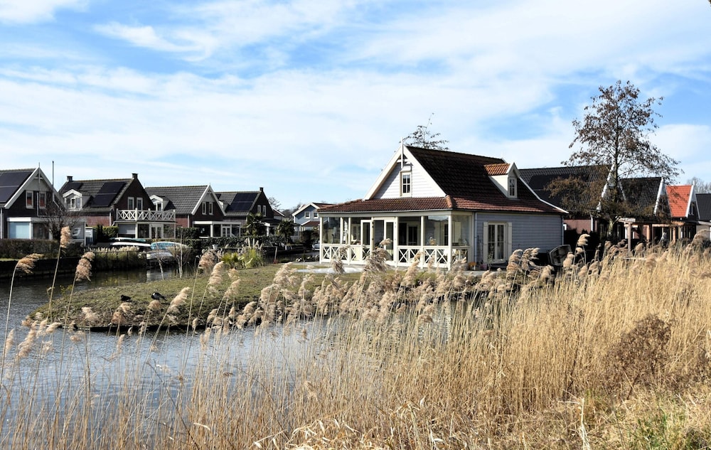 Holiday Home Simonshaven by Lake Beach