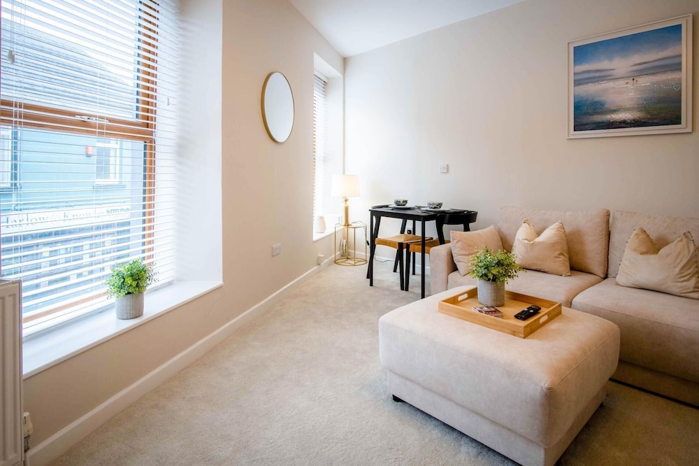 Station Road - 1 Bedroom Apt - Burry Port