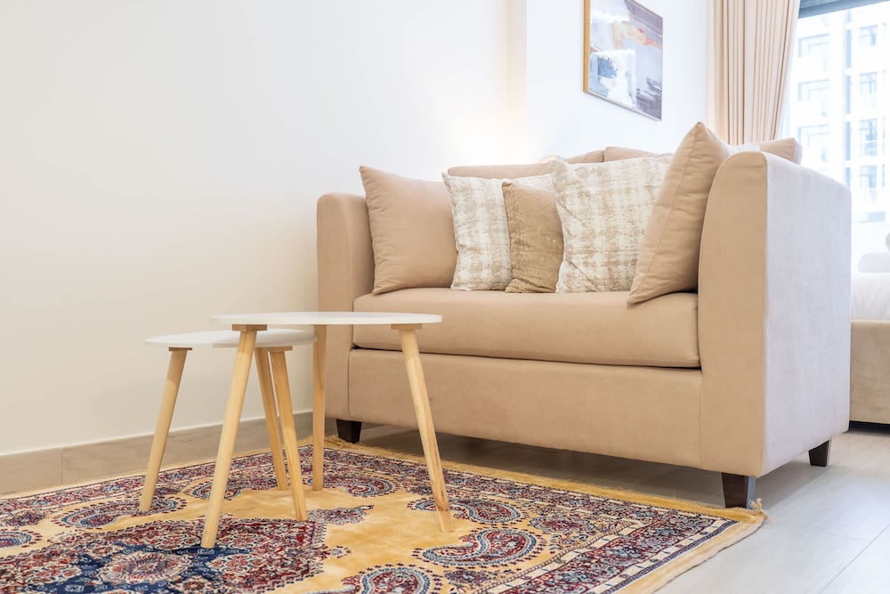 Stylish Studio Retreat in Riviera 33 Near Downtown