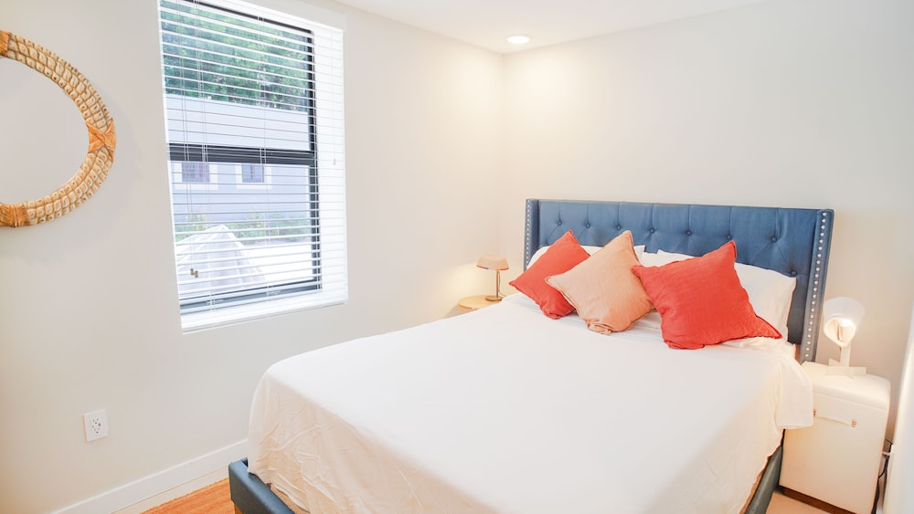 Gorgeous Apartment with Free Parking