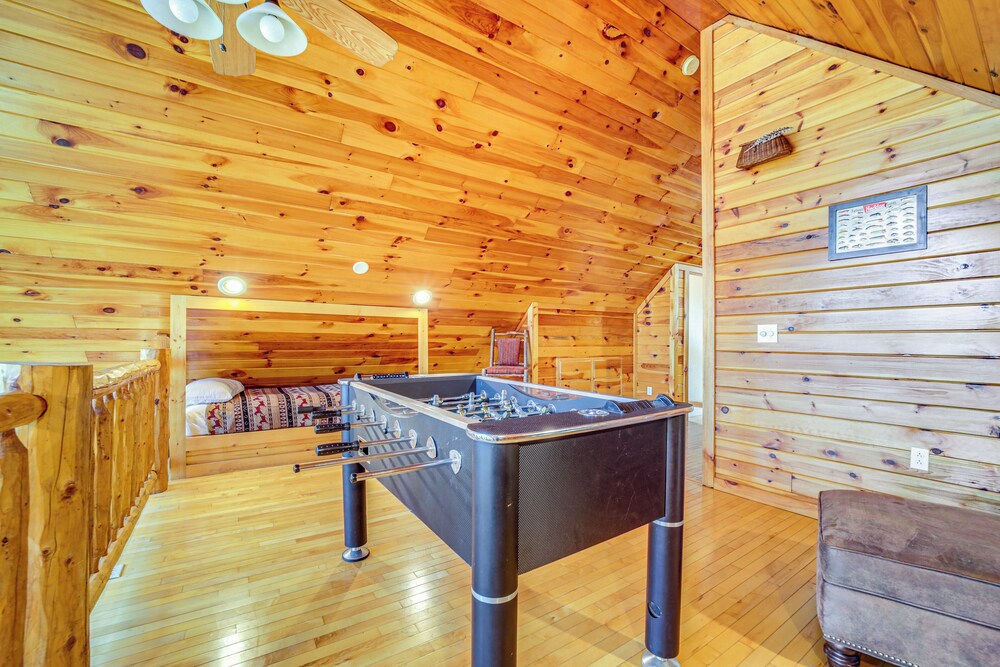 Bryson City Cabin w/ Stunning Views & Hot Tub! view 3