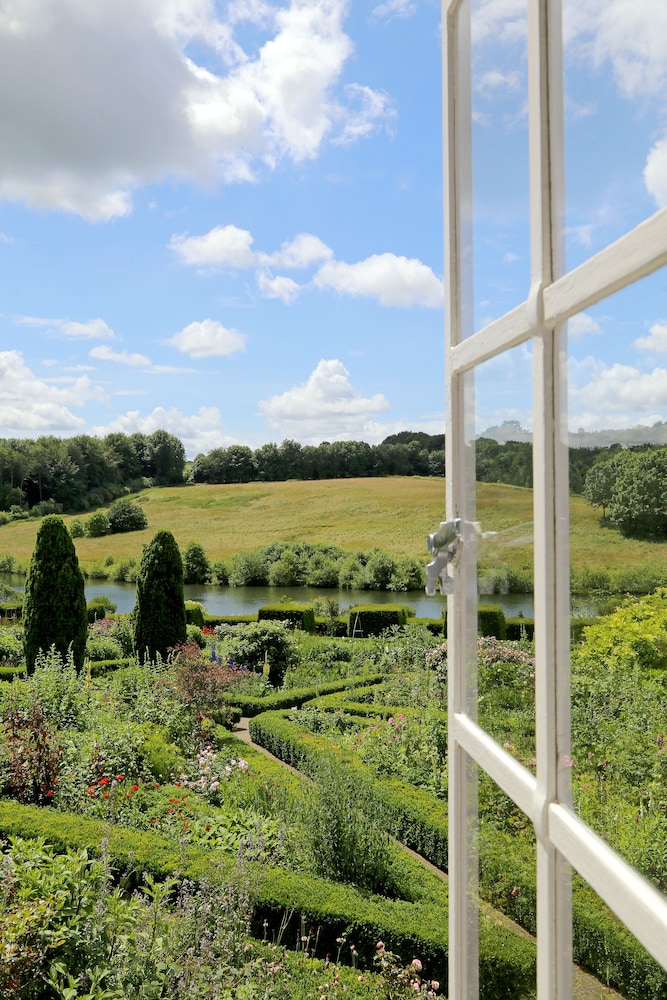 The Stable Courtyard Bedrooms at Leeds Castle