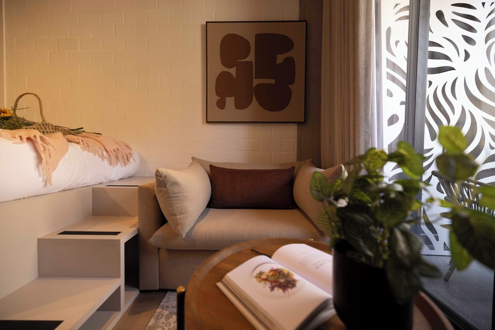THREE43 on B - Fluent Serviced Apartments