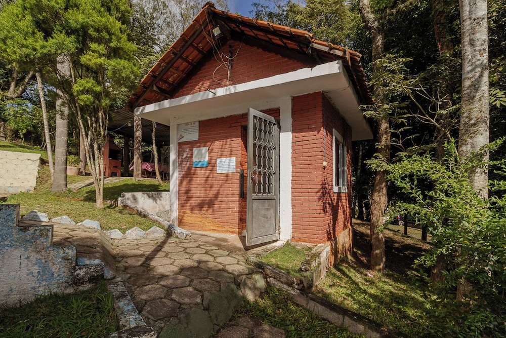 Ch Cara c Wifi Churrasq Pisc Lazer pet Friendly