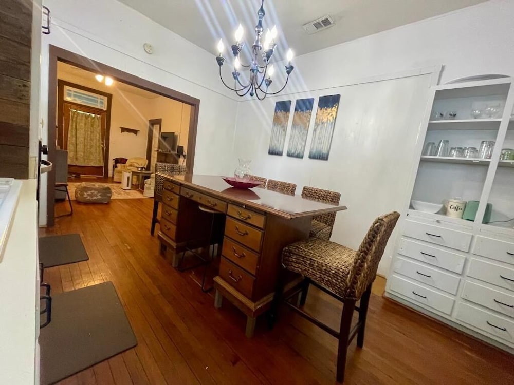 Charming Duplex in Historic District