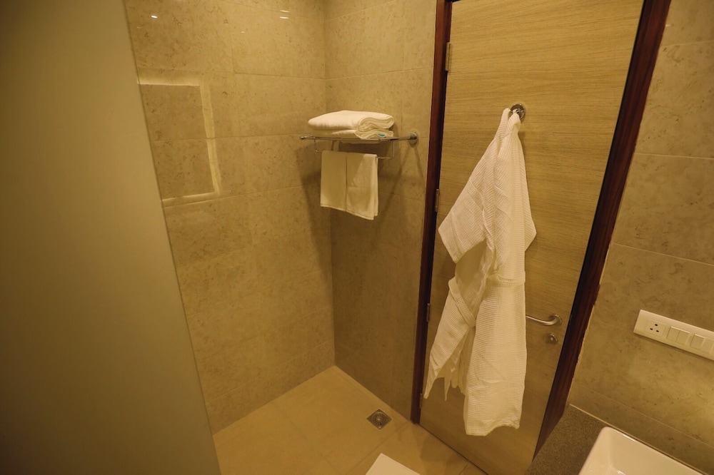Goa Country Club By Pearl Near Udyog vihar Yashobhoomi