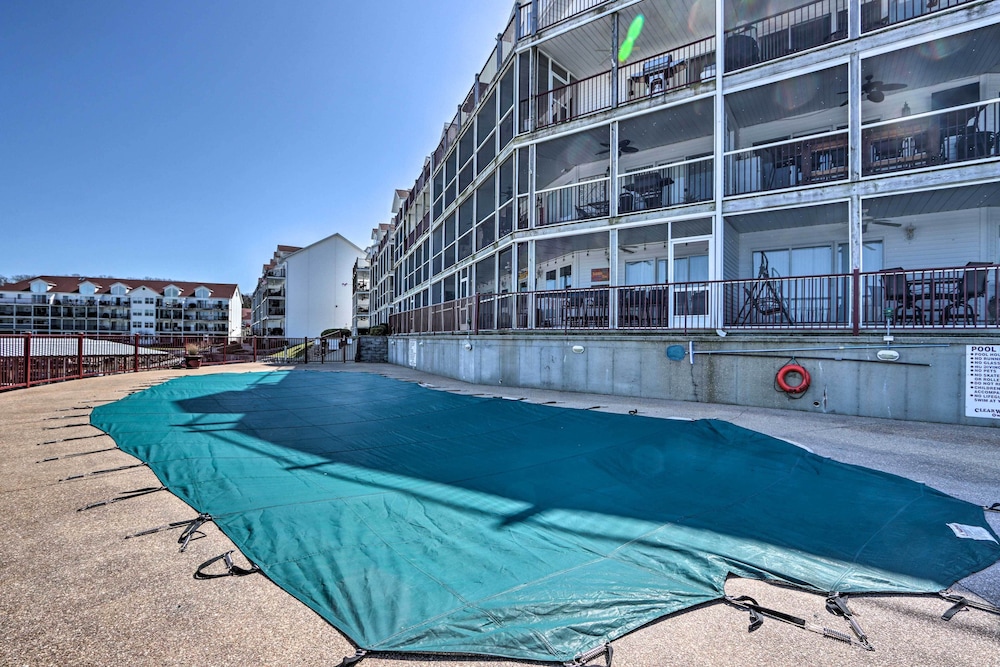 Lakefront Missouri Condo w/ Pool Access & Balcony view 5