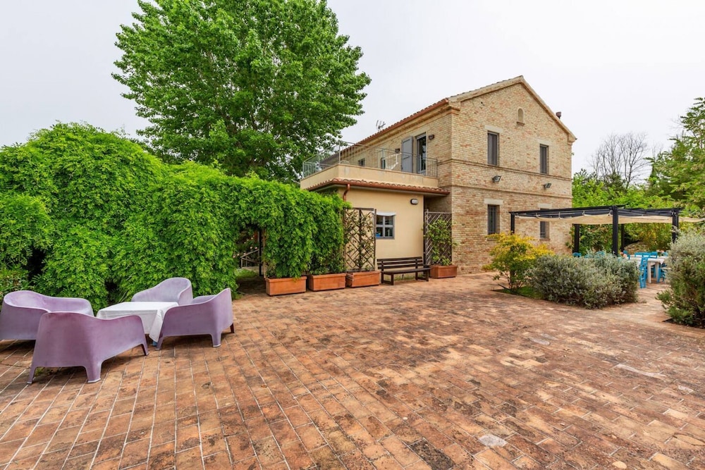 Big Historic Private Villa With Pool and Garden