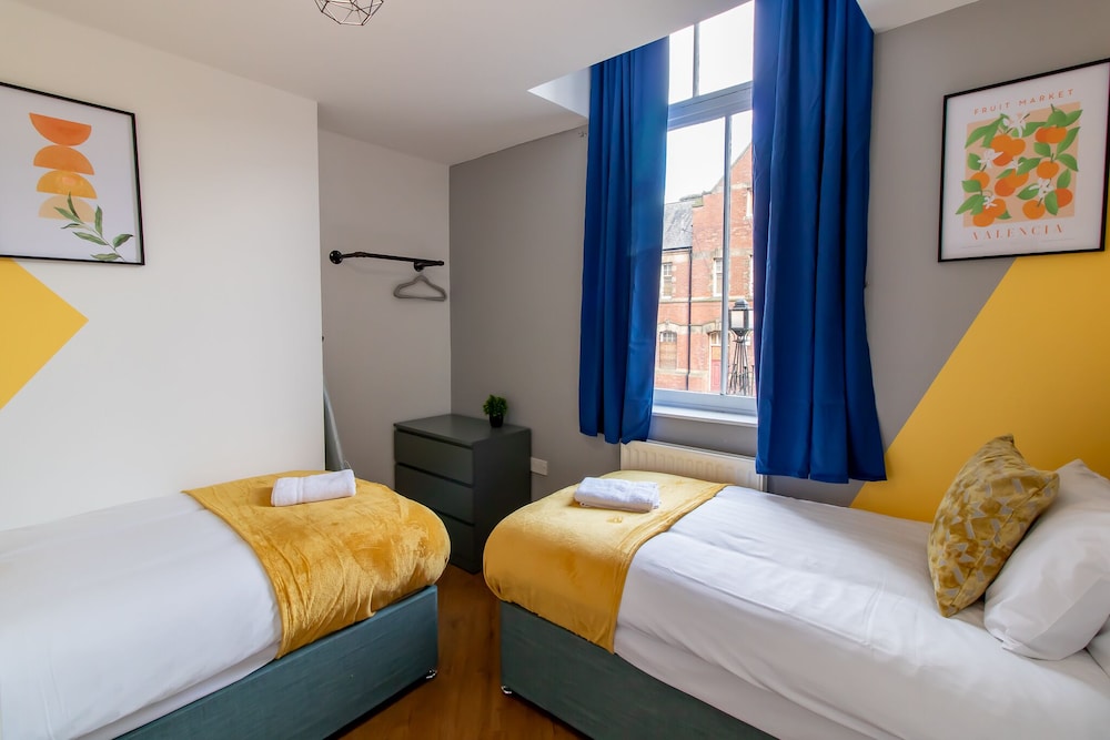Stunning 1-bed Apartment in Gateshead view 5