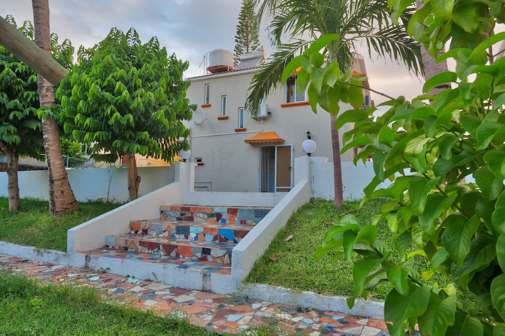 Hibiscus Villa