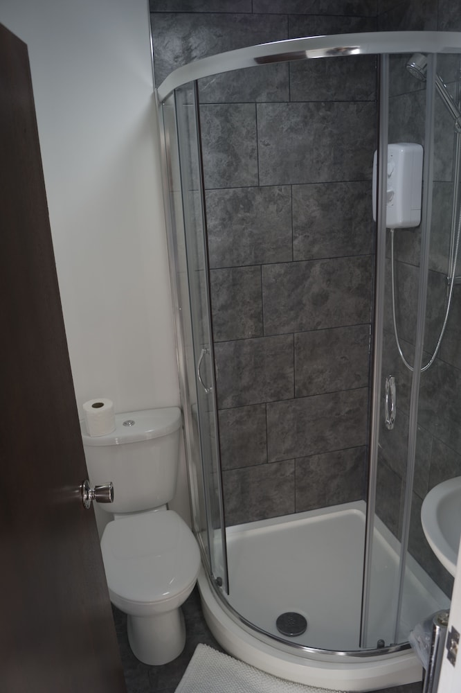 Kirks Korner Hotel