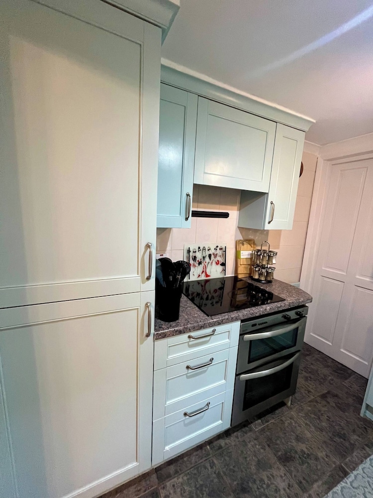 Beautiful & Cosy Apartment in Brighton BN2 3AD