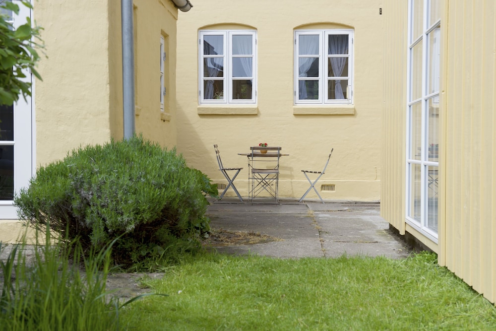 Odense Vacations - Lotus BB  Spa - Indre Ro Yoga - Property Image 2