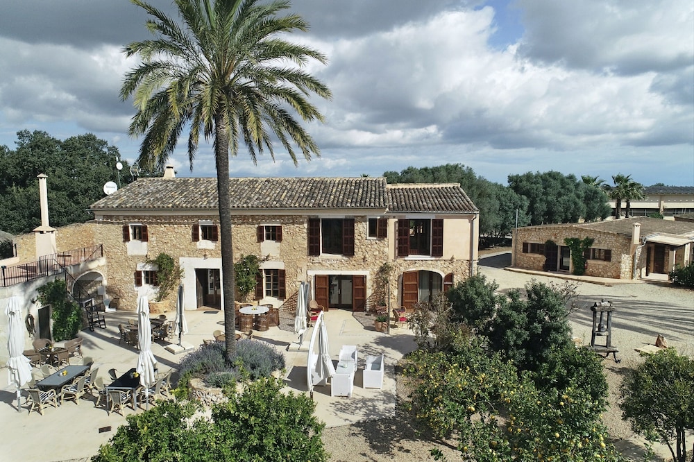 Hotel Agroturismo Fincahotel Son Pou AG/322 - Image 1