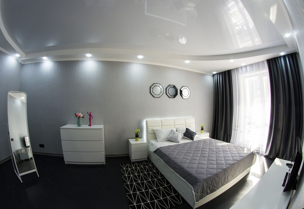 Apartment Luxe on Maslennikova 58 view 4