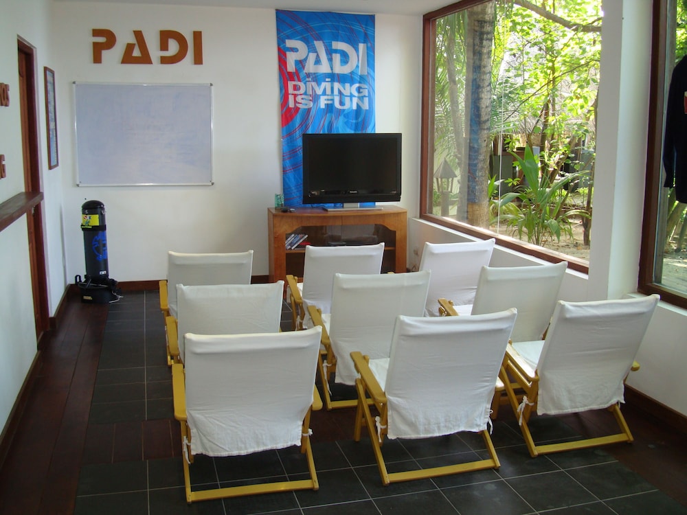 Gangehi Island Resort