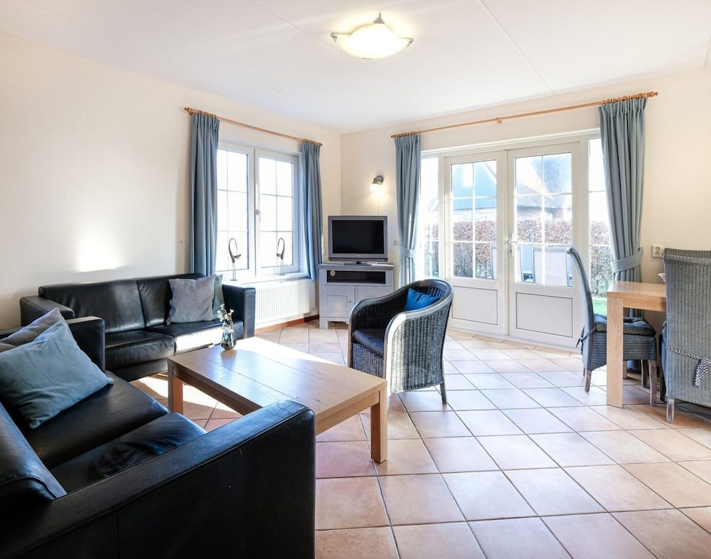 Pleasant Villa Near sea and Beach