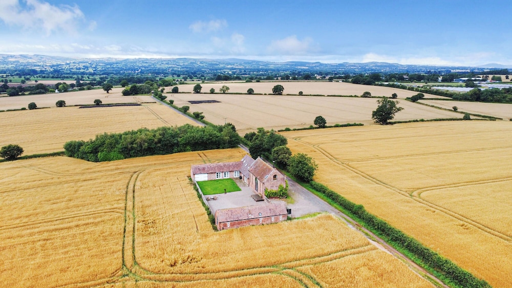 Windy Mundy Farm