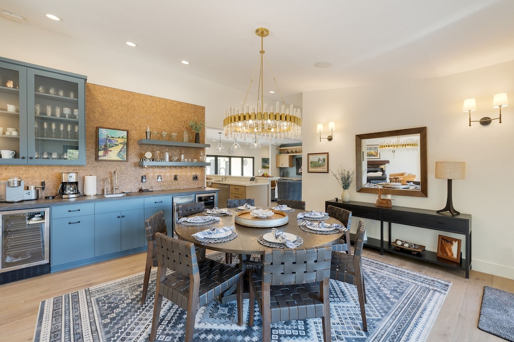 Rancho Robles by Avantstay Vineyard Villa w Views Pool Privacy