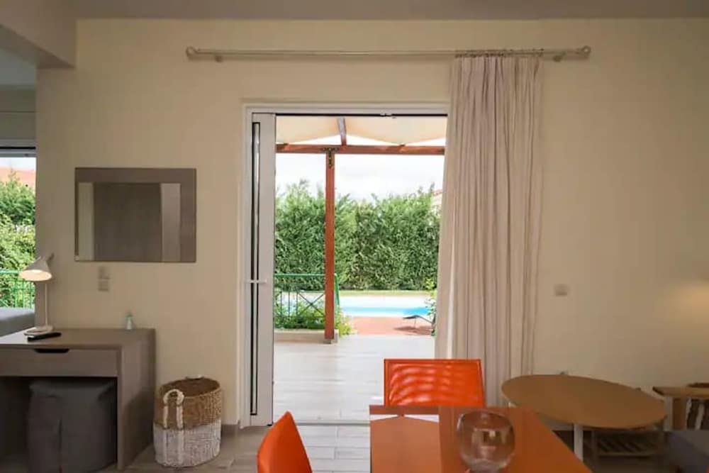 Jewel of Venus Villa - Private Pool Paradise