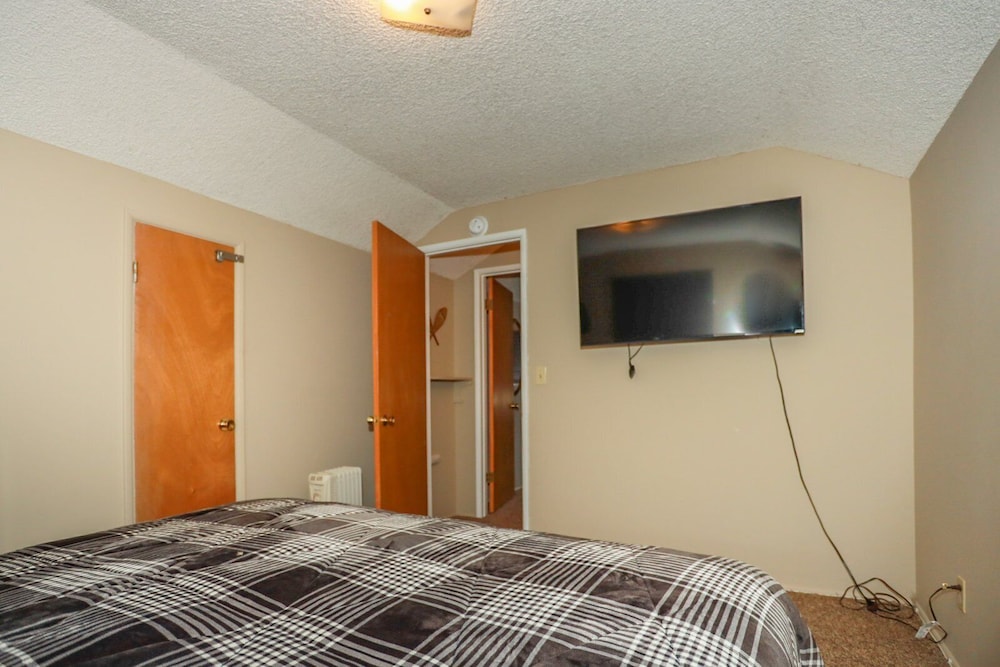 Maple Hill Lodge