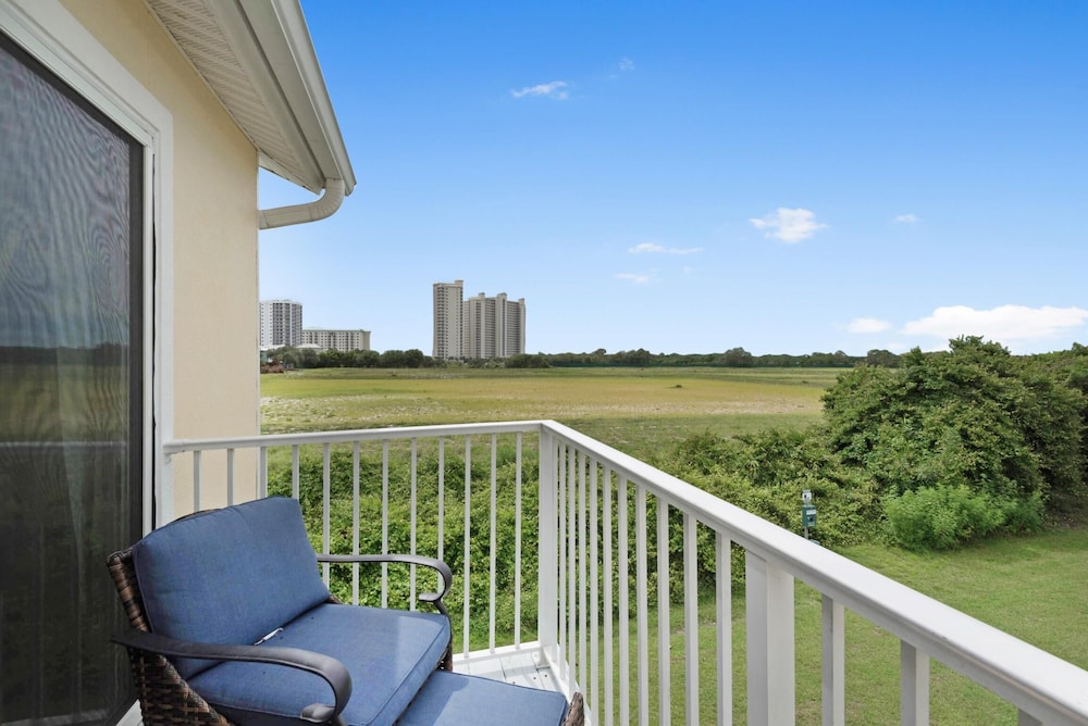 Gulf Walk 606