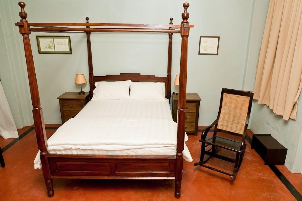 PalanquInn Heritage Suites