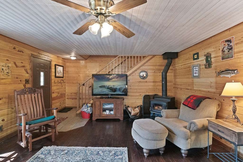 Manistee Cabin in Manistee
