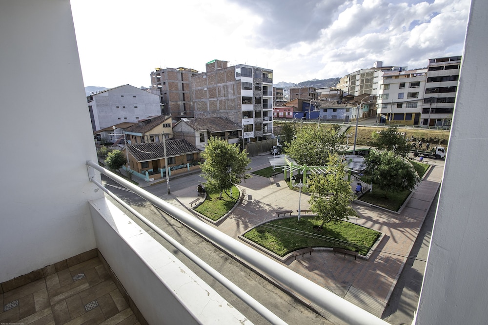 Terra Nostra Suites
