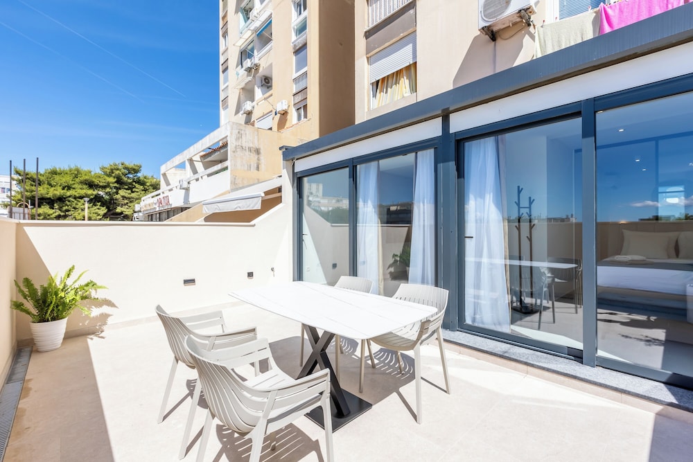 Vista Apartments