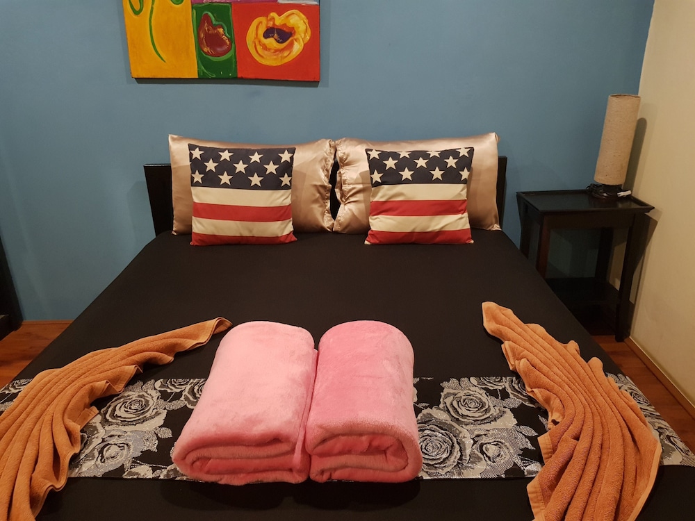 Zone6 Coworking Beach Apartment