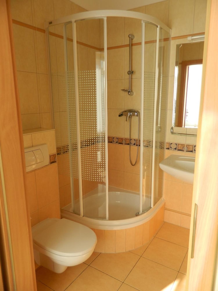 Photo 46