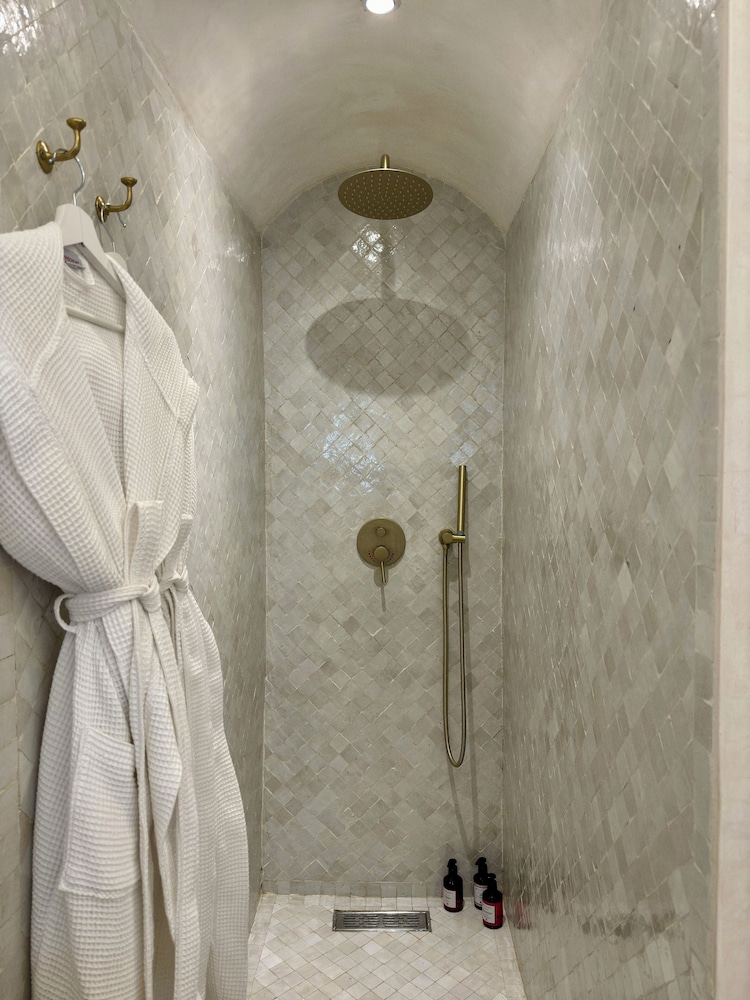 Riad LallaBaya