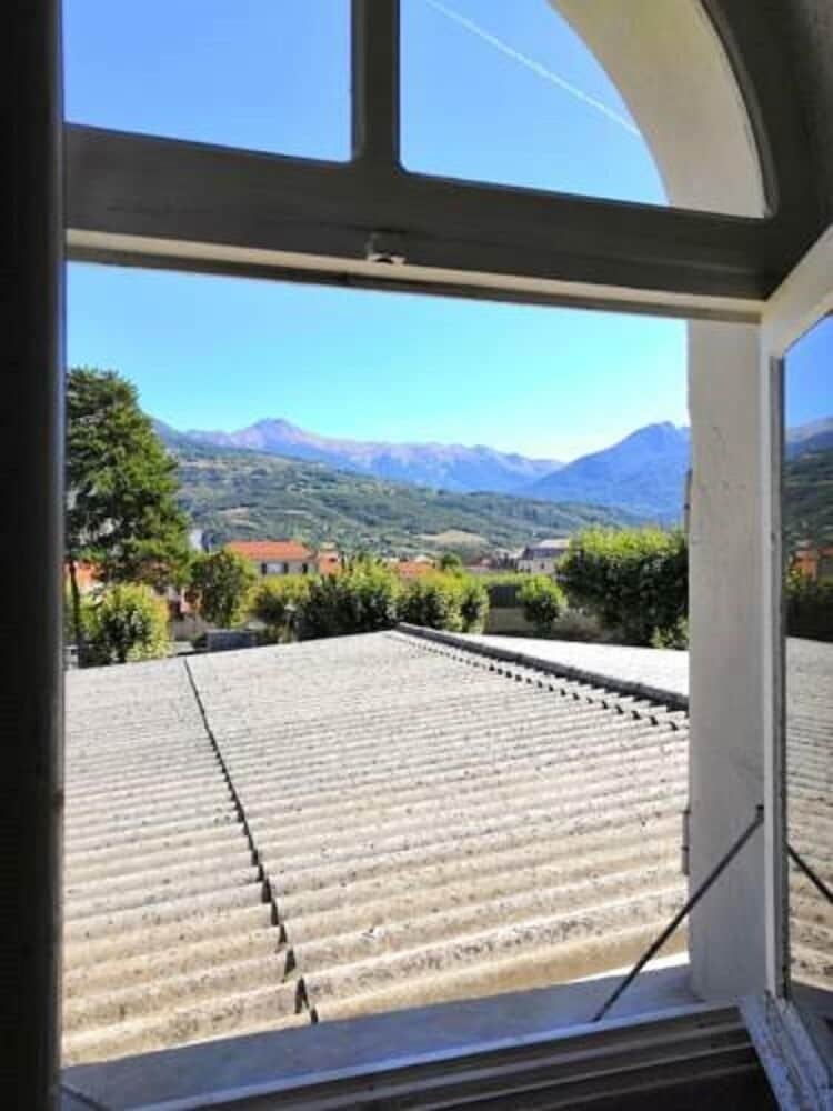 Villa Notre Dame en Embrun — balance & terrace