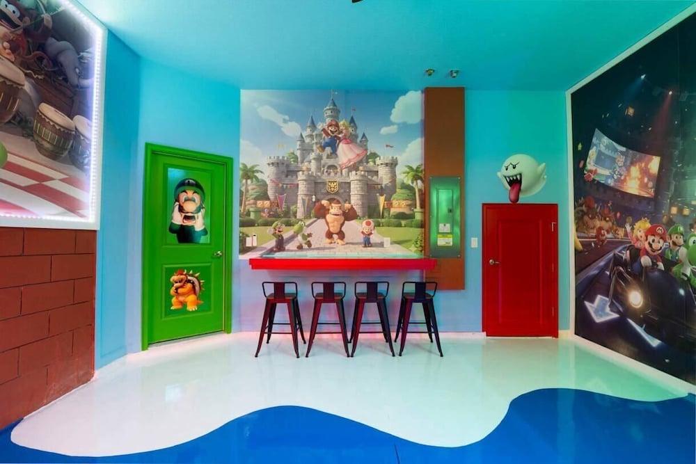 Paradiso Grande 5BR Home w Pool, Mario Game Room