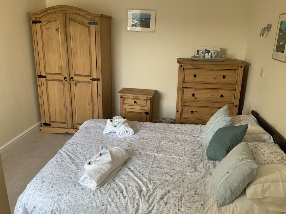 Bideford Vacations - The Wayfarer Inn - Property Image 4