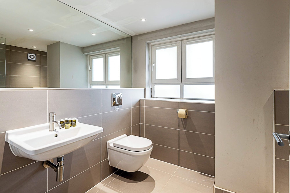 City Relay Sleek Apartment in Belgravia