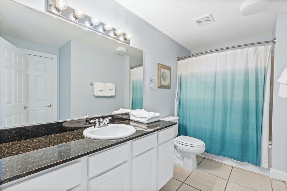 Calypso Beach Resort by Panhandle Getaways