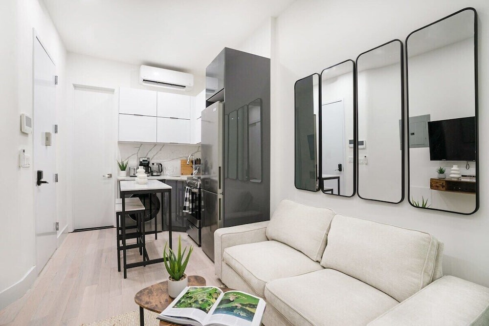 317 UES Apartments
