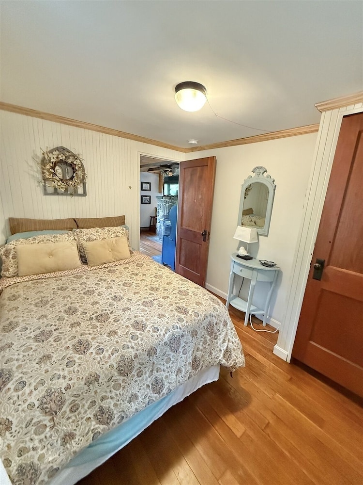 Kendall Cottage Limit 6 3 Bedroom Villa