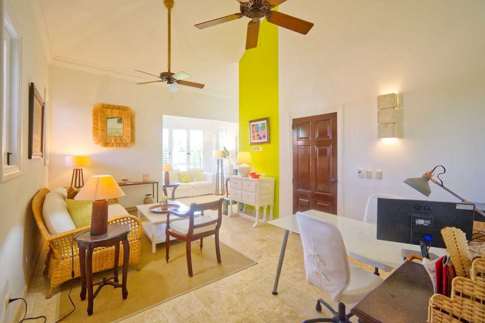 Ocean View Villa Just Minutes From Private Beaches