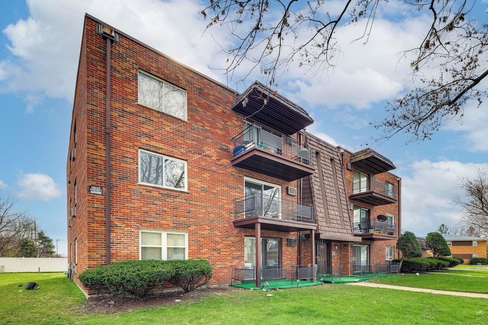 2 Mi to Wind Creek Casino: Quaint Homewood Haven