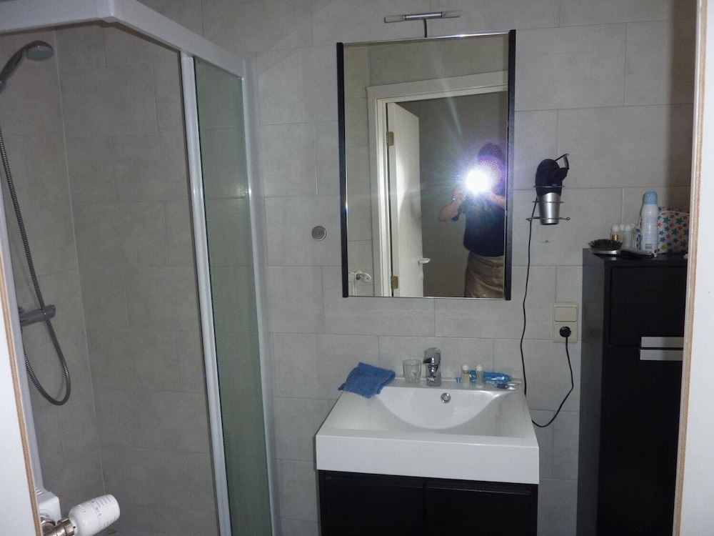 Photo 28