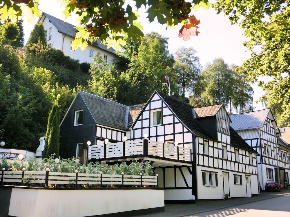 Apartment in Schmallenberg-oberkirchen With Terrace
