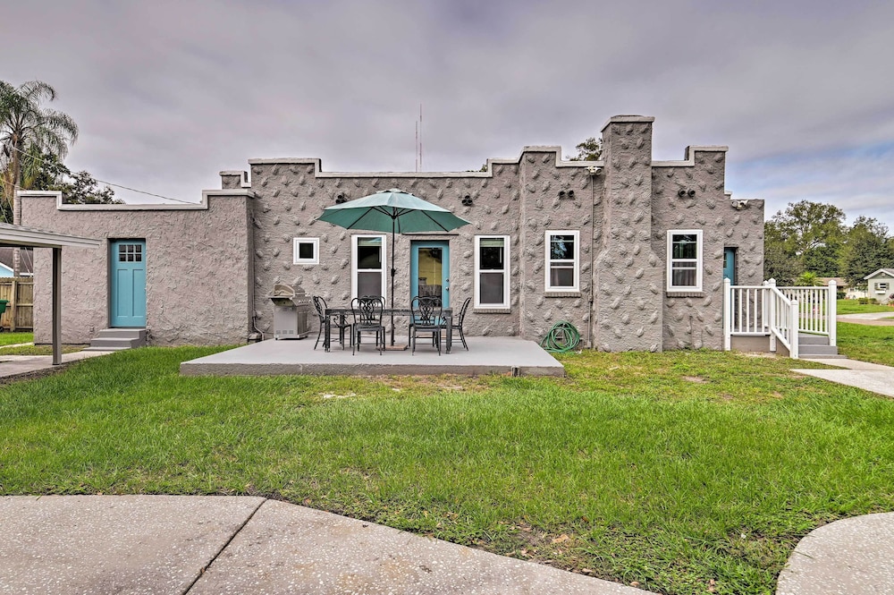 Walk to Dtwn: Winter Garden Home w/ Patio view 5
