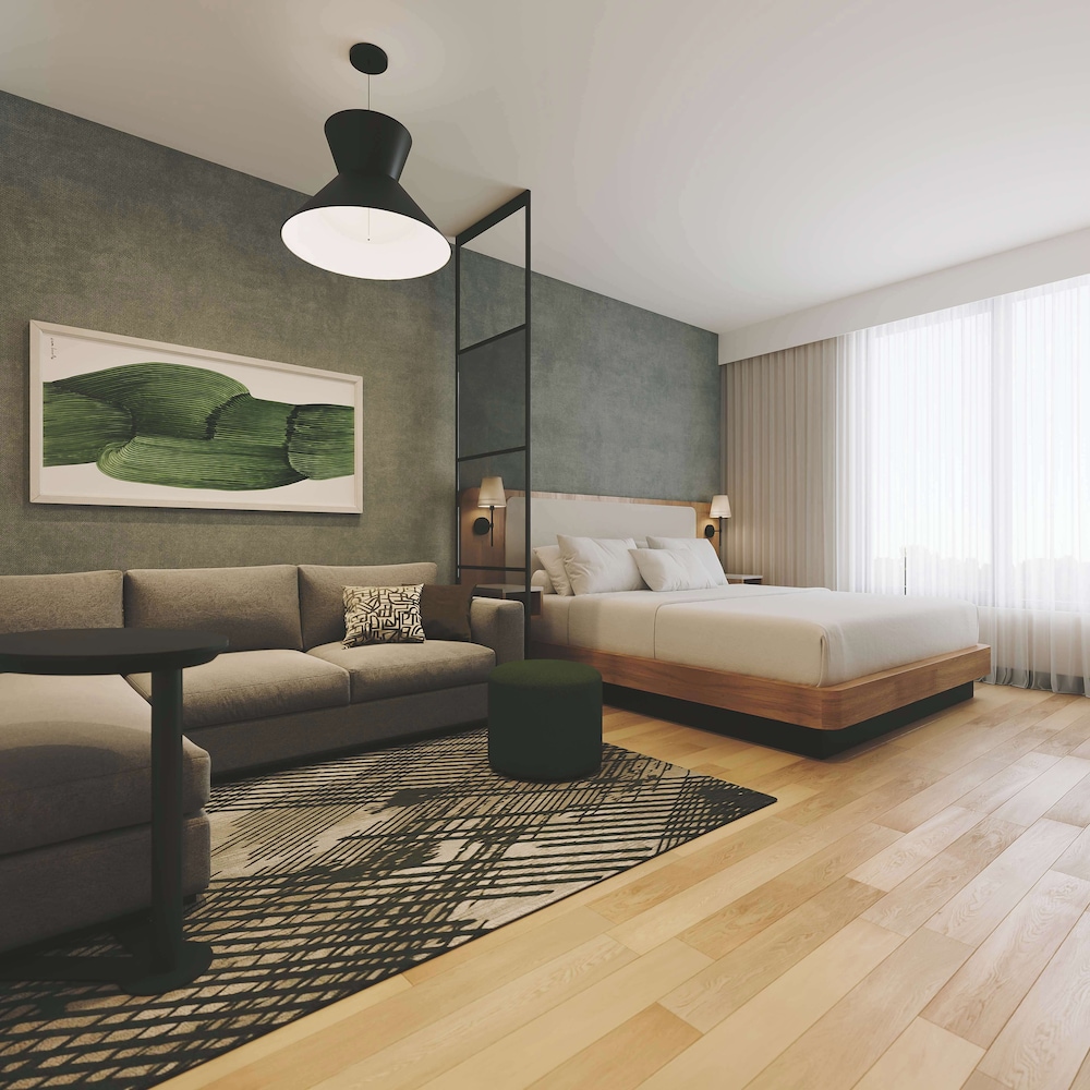 Hyatt Place Montreal Airport