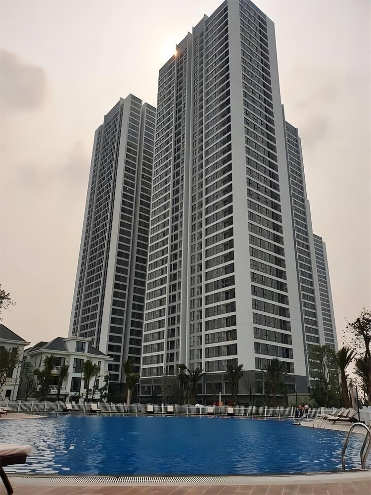 Vinhomes Green Bay Apartments