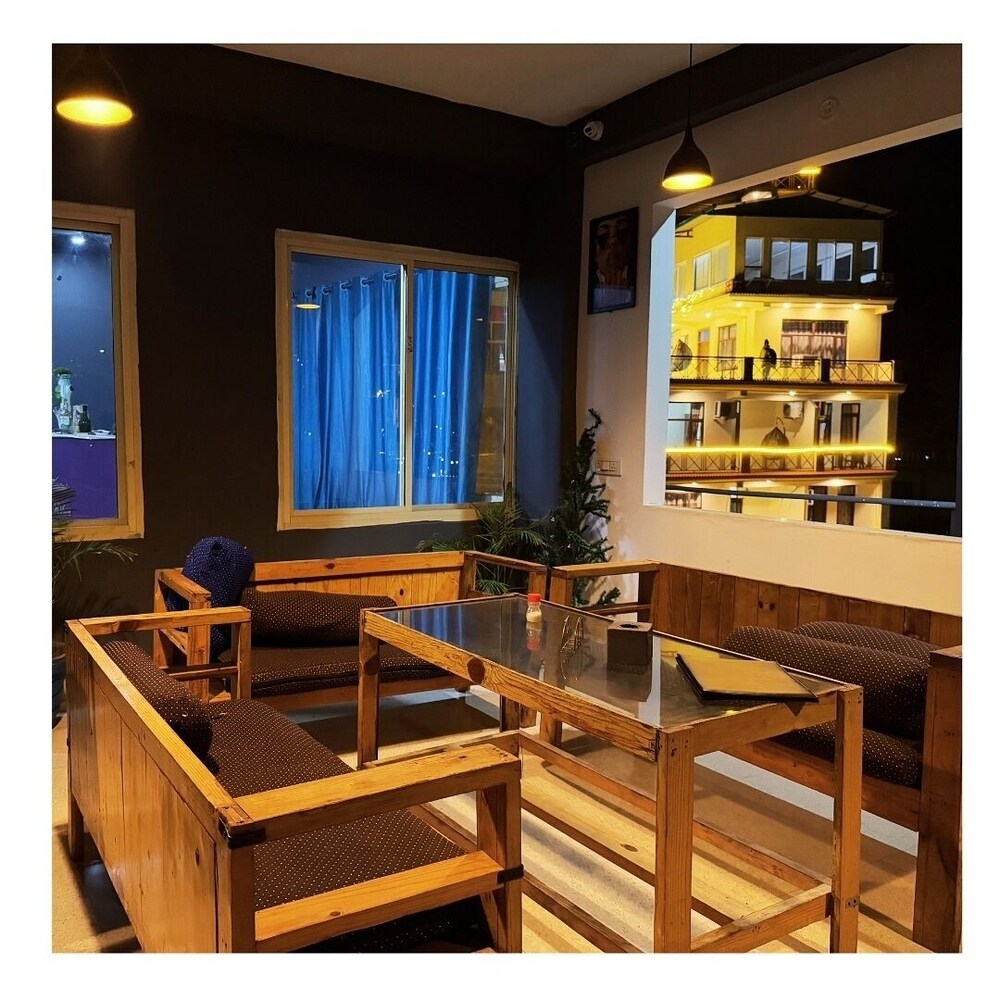 Skyard Hostel & Homestay (Harsil Valley)